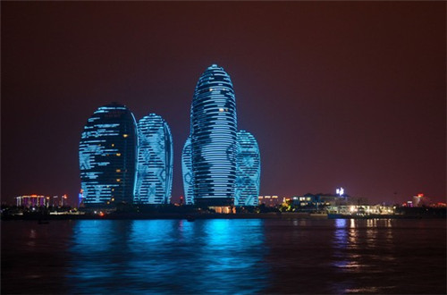 开宠物店的女孩性格，女生创业开宠物店怎么样