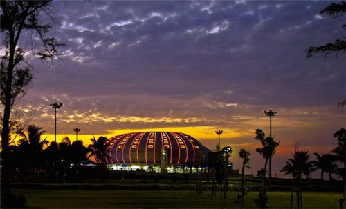 阳江51哪里好玩（阳江哪里有好玩的地方?）